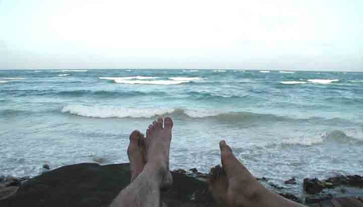webfeetuptulum.jpg